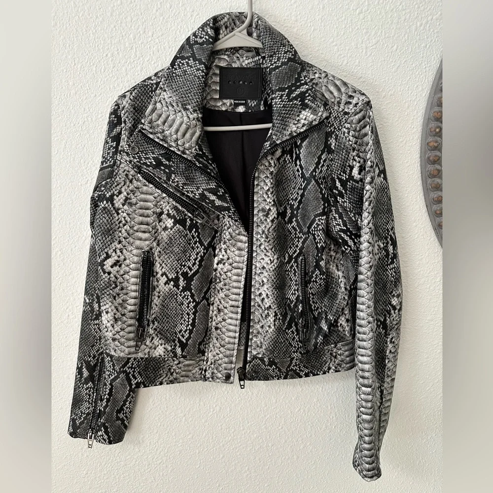 Blank NYC Faux Leather Moto Jacket Sz M - Picture 7 of 8